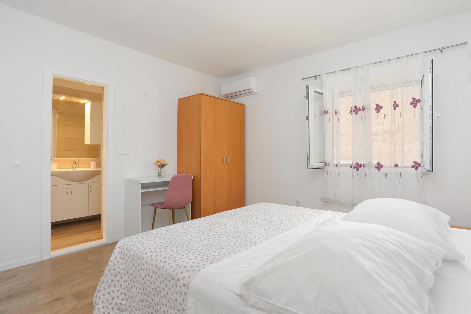 Apartments By The Sea Brela, Makarska - 6688 Habitación foto